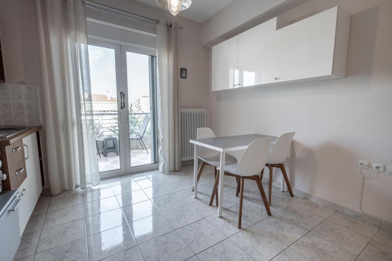 Central Apartment With Parking Larissa Exteriér fotografie